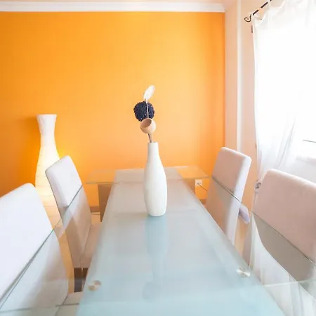 Apartment Feels Like Sunny Flat