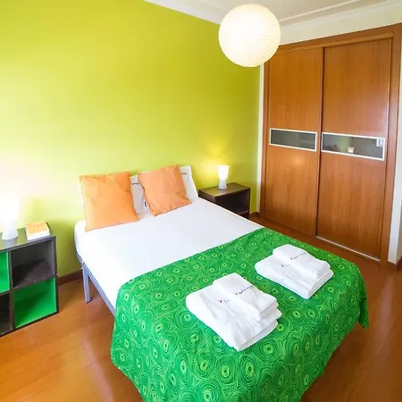 Apartment Feels Like Sunny Flat *